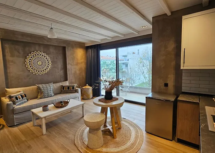 Philia Luxury Living Néoi Póroi